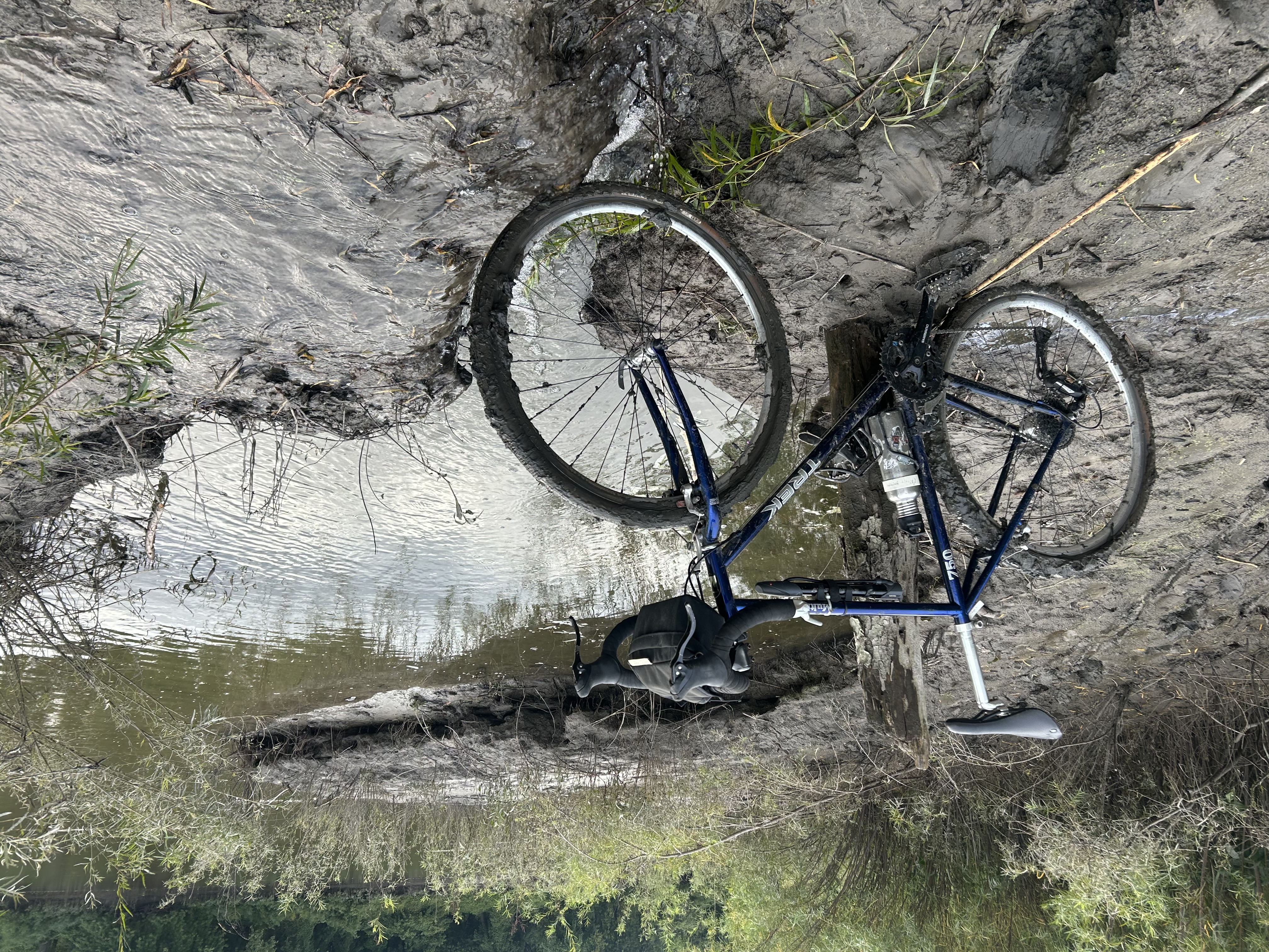 Multitrack in the mud