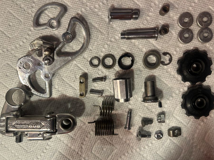 Clean Shimano Derailleur in pieces